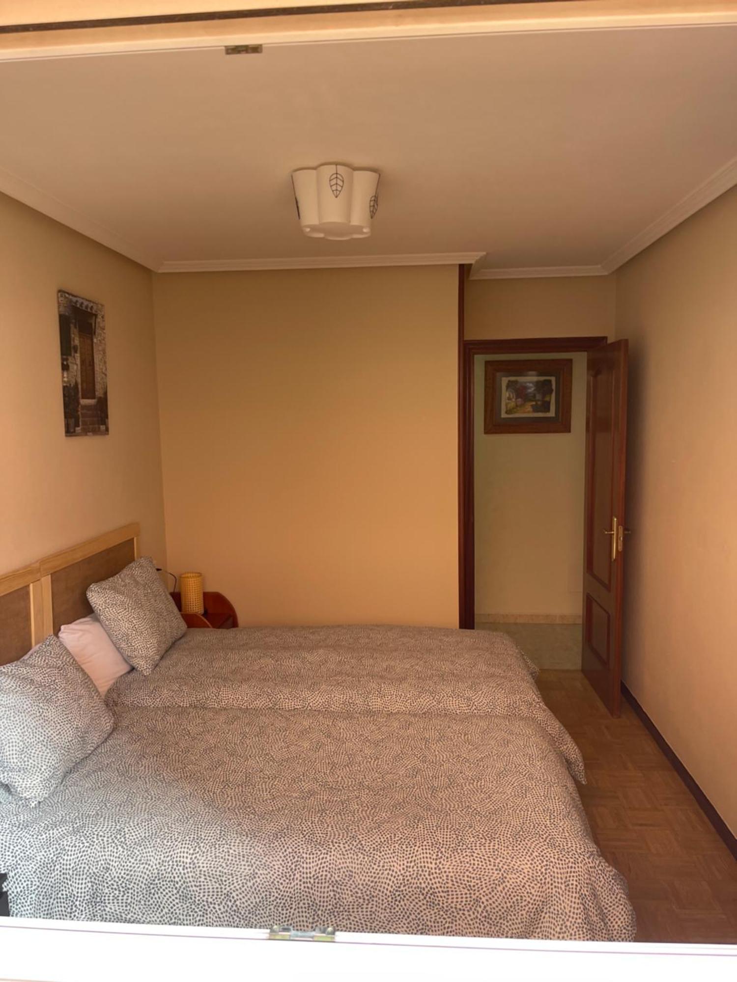 Apartment Cuatrocaminos